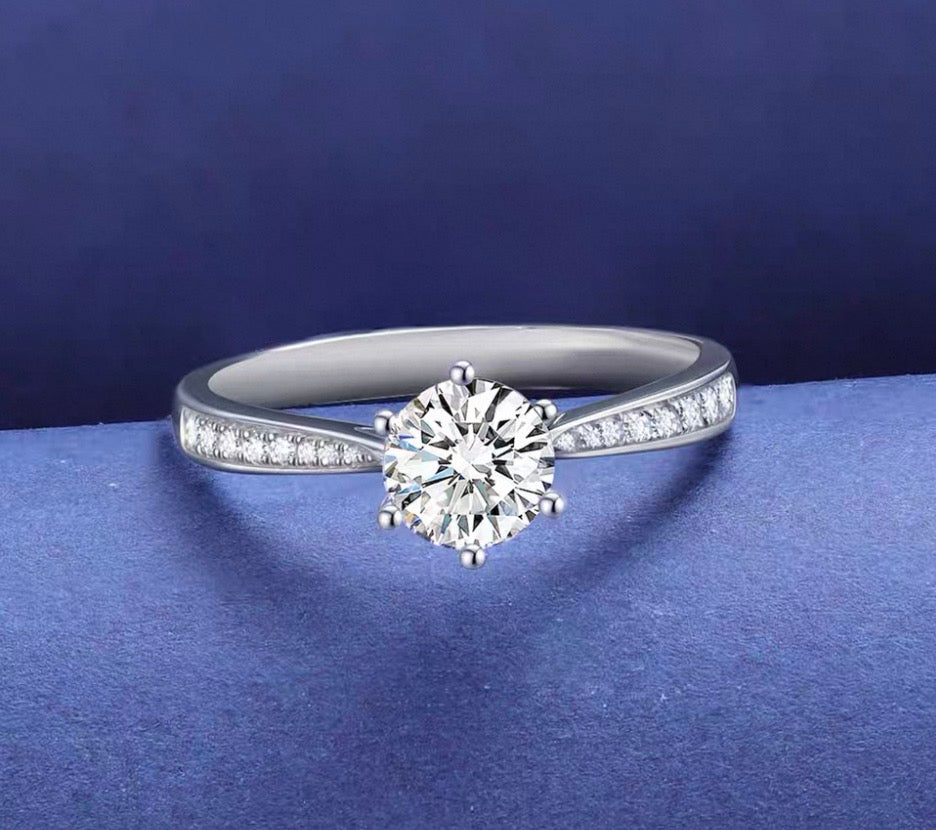 Round Brilliant Pavé Accent Engagement Ring
