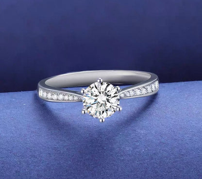 Round Brilliant Pavé Accent Engagement Ring