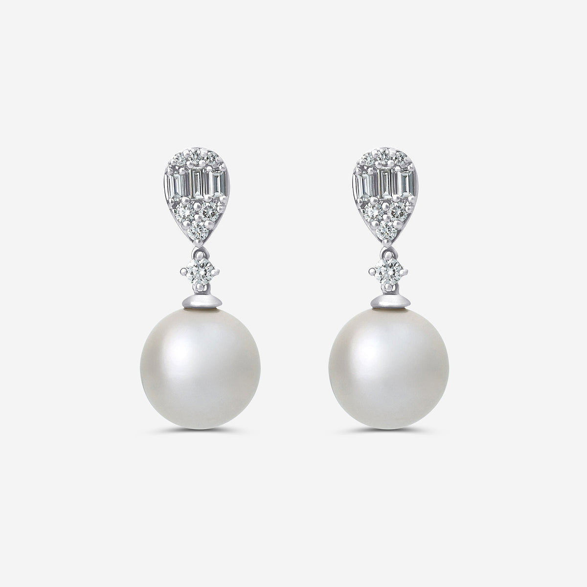 11 mm Freshwater Pearl and 1/2 ctw Lab Grown Diamond Drop Earrings    14K White Gold, Fresh Water