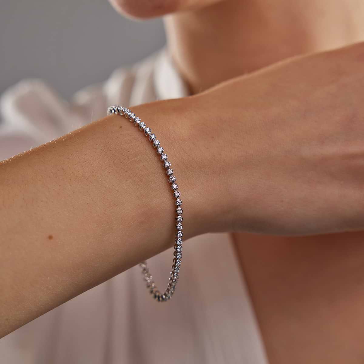 1 ctw Round Lab Grown Diamond Four-Prong Tennis Bracelet - 7 Inches    14K Yellow Gold, DE, VS1