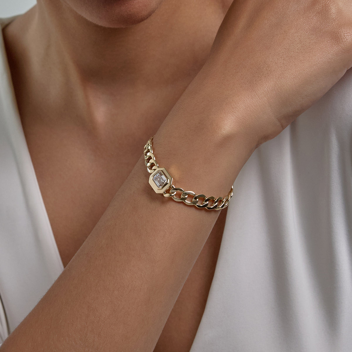 Emerald Cut Lab Grown Diamond Bezel Solitaire Bracelet