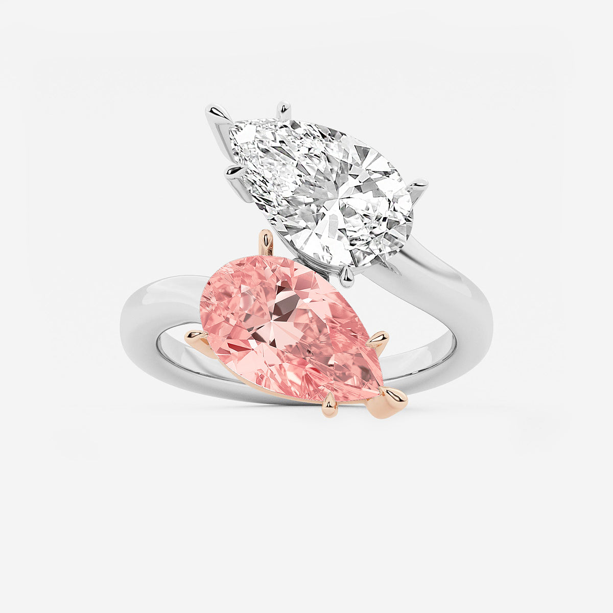 Ring with pink pear-shaped diamond and white marquise-shaped diamond