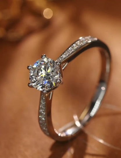 Round Brilliant Pavé Accent Engagement Ring